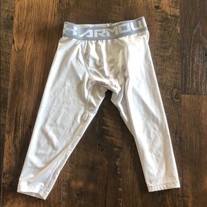 Boys Under Armour XS white sport tights. GUC.